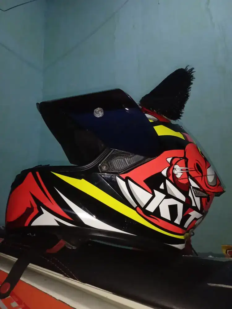 Jual helm kyt ttc course Rhino