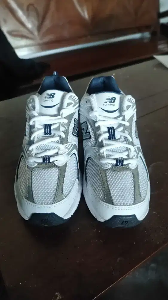 New Balance 530 ukuran 42,5