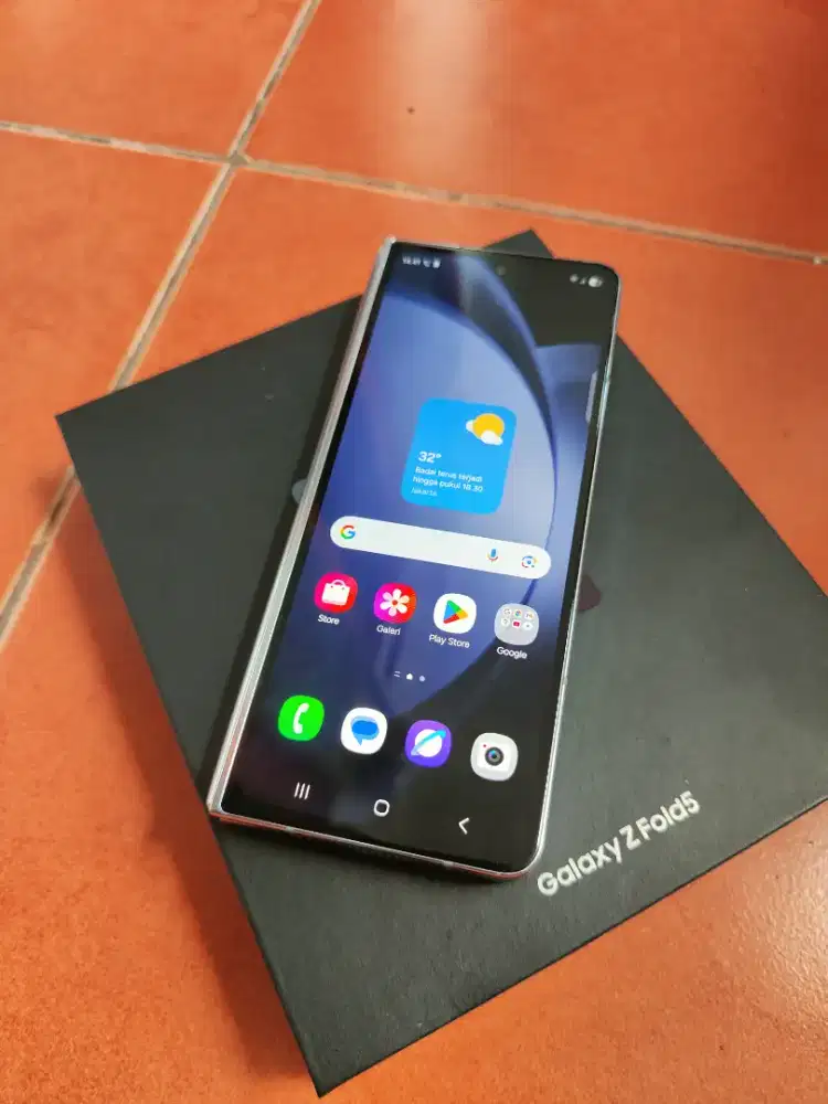 Zfold 5 ram 12/512 fulset