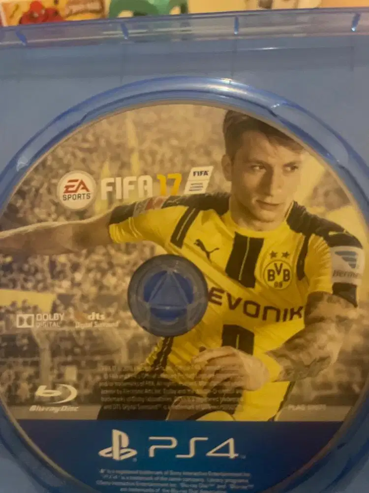 fifa 2017 ps4. .