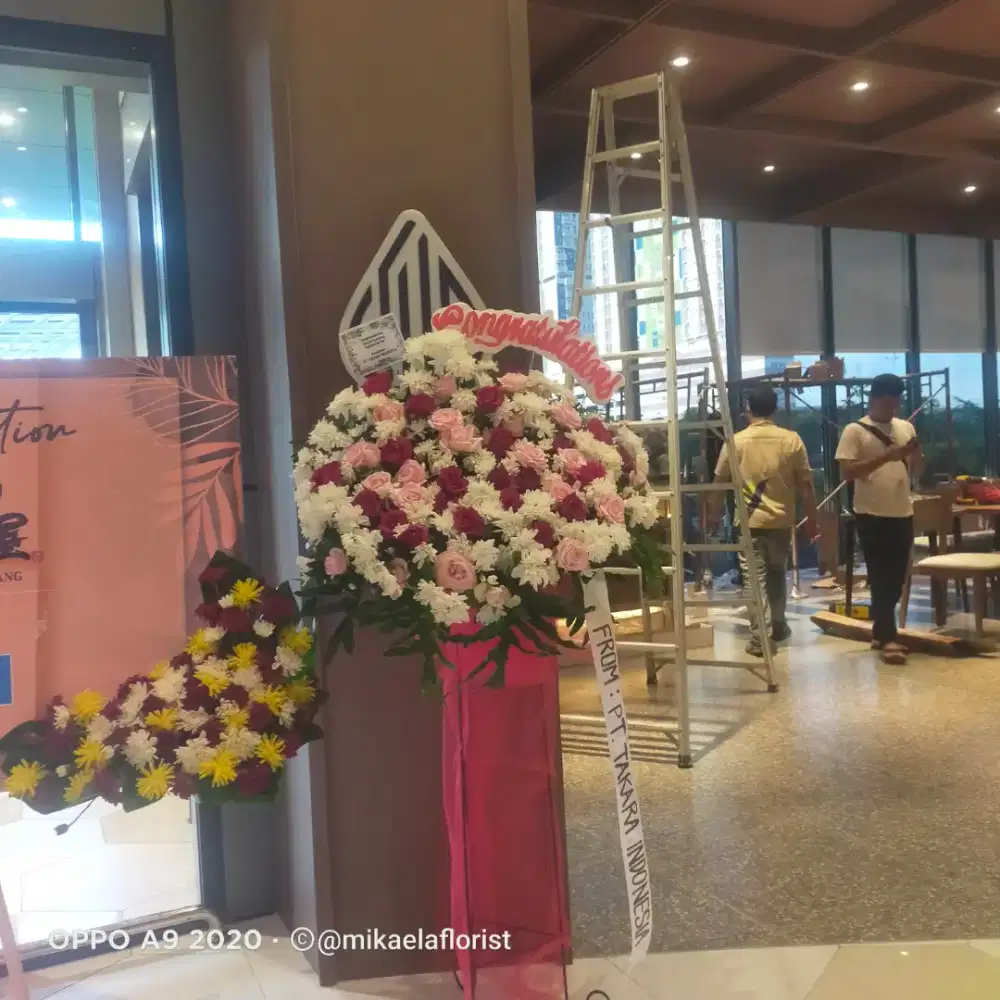 Dibutuhkan pria untuk jaga toko bunga