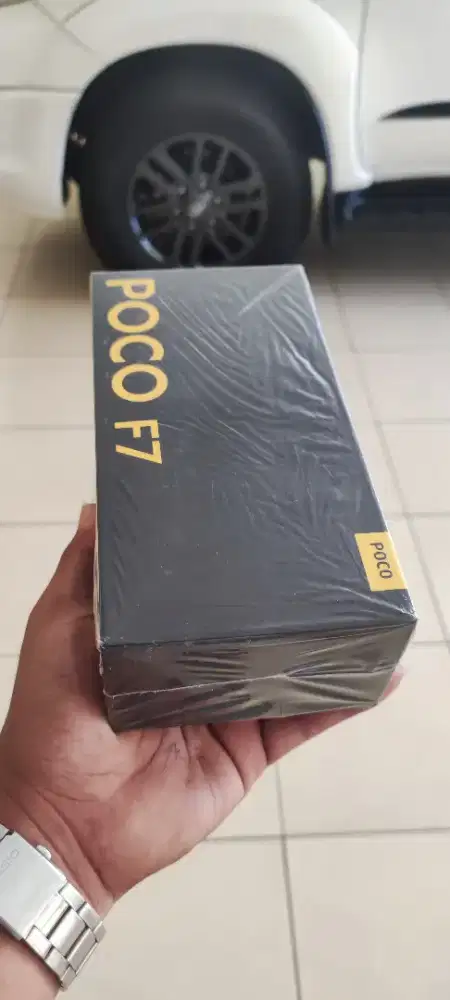 Handphone Xiaomi Poco F7