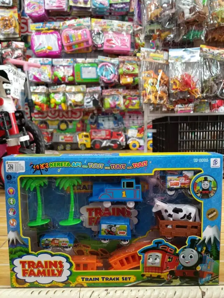 mainan anak kereta thomas baterai set