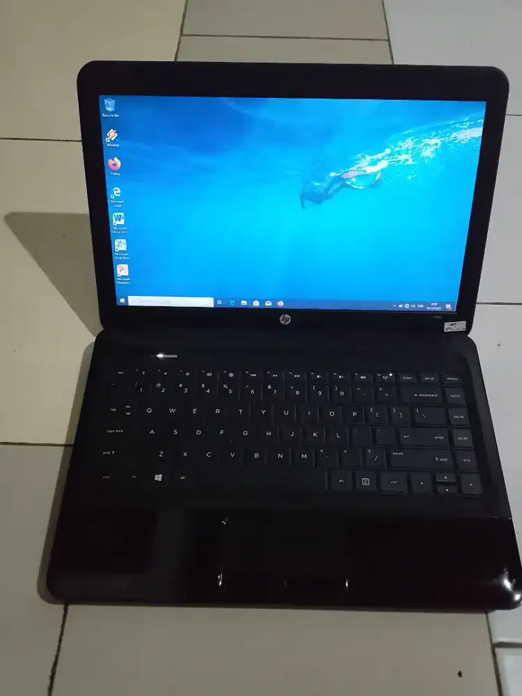 Laptop HP ram 4GB/500GB kondisi normal