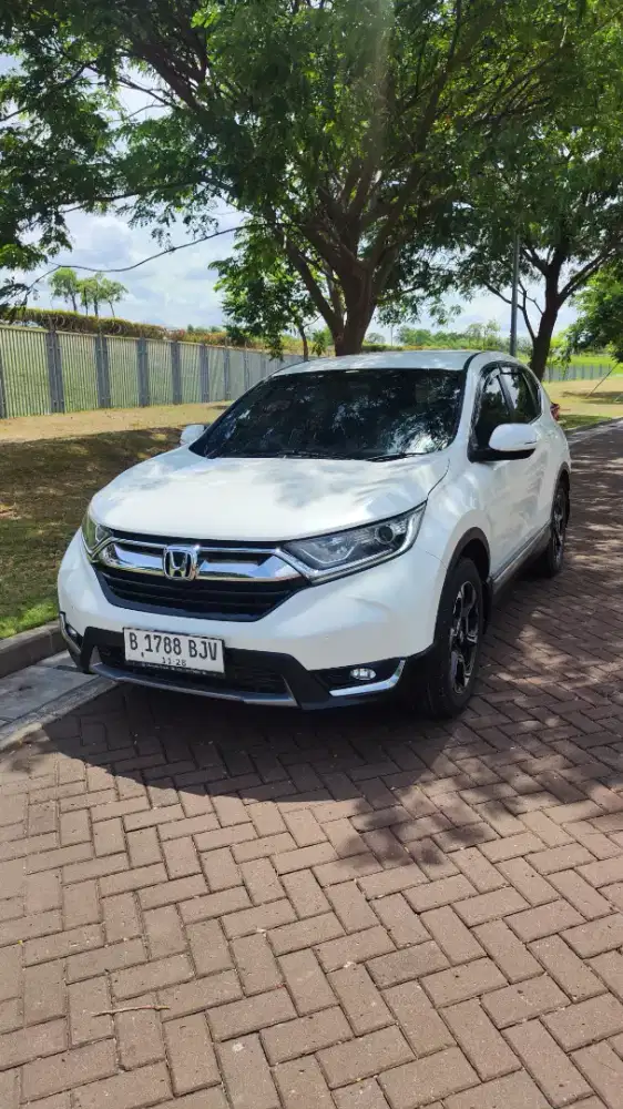 Honda CRV tahun 2018 mulus