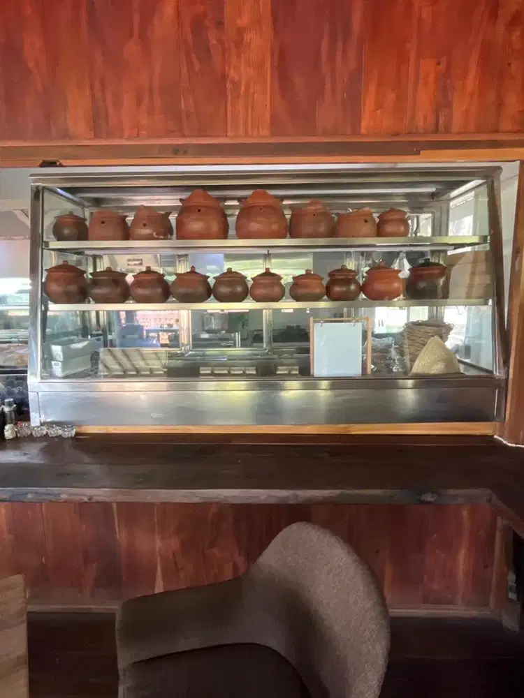 Dijual bain marie / penghangat makanan.