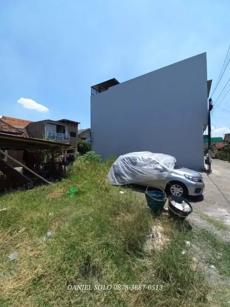 Tanah strategis siap bangun dekat kampus UMS gonilan Sukoharjo