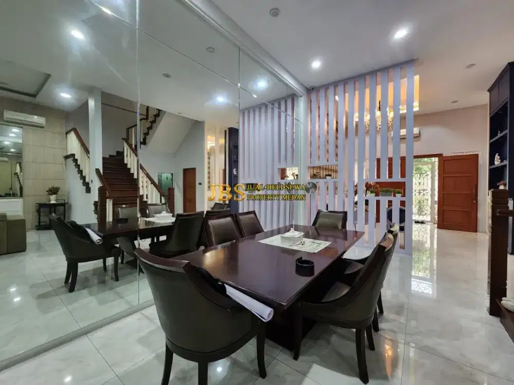 Jual Rumah 3 Tingkat Fully Furnished di Jalan Panglima Nyak Makam - Medan