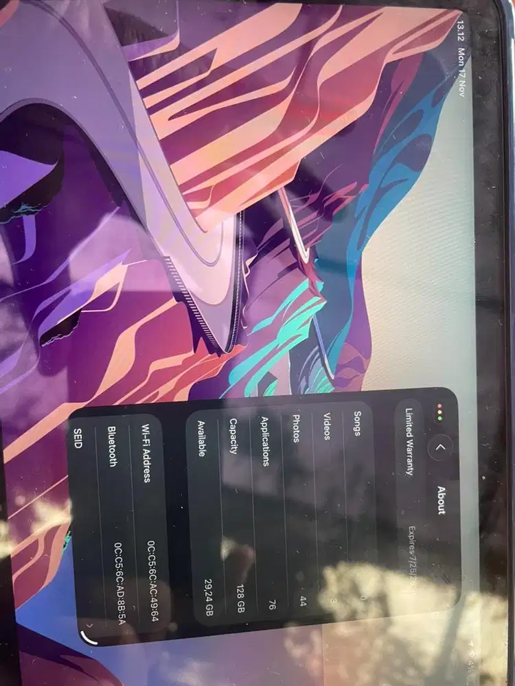 Ipad mini 7 128 inter garansi panjang seperti baru