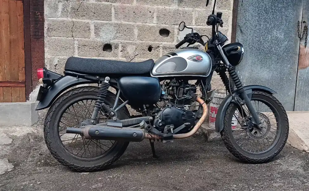 KAWASAKI W175 TH 2018