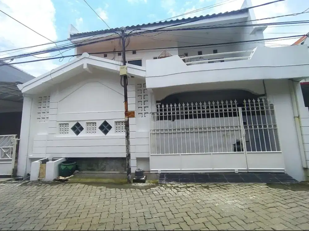 Dijual Rumah Semolowaru Hadap Utara