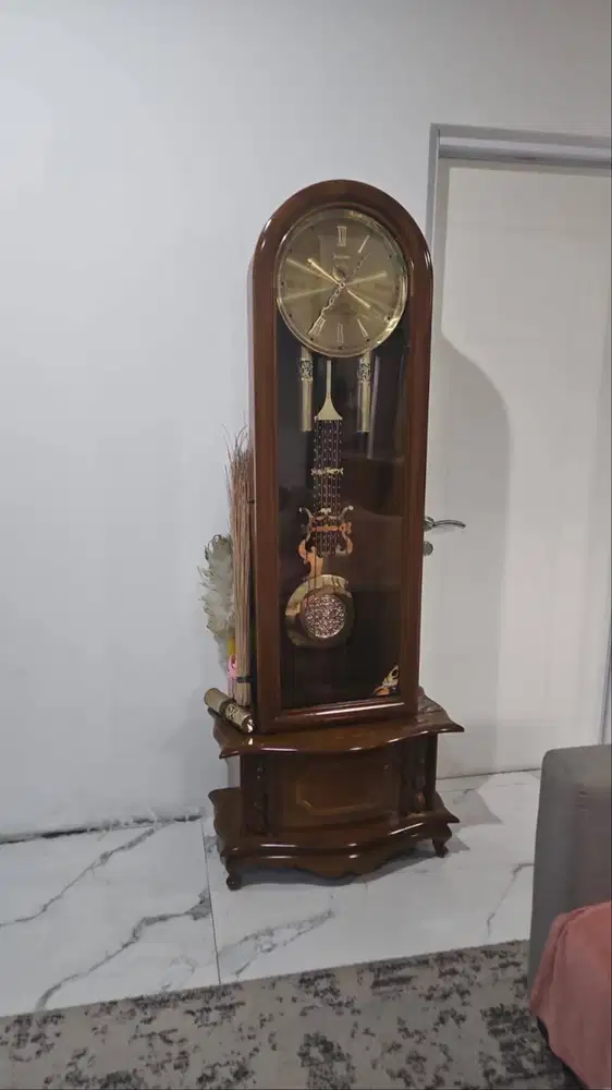 Lemari Jam Junghans Asli Leo Mebel Jepara