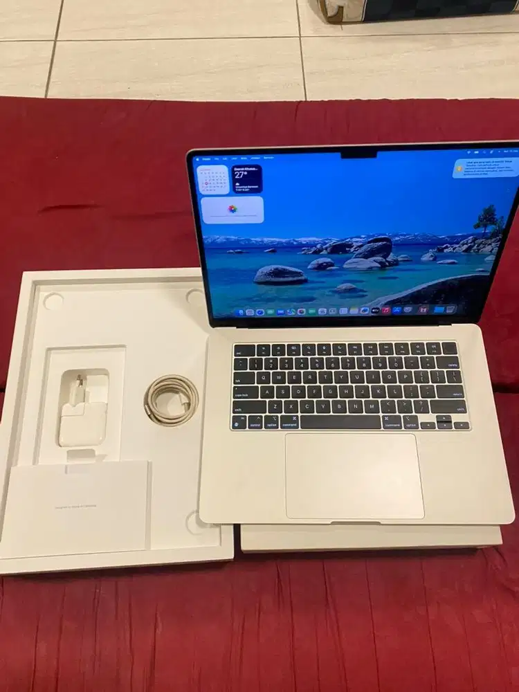 Macbook Air M3 15inci 8/256 ibox bh100 cc19