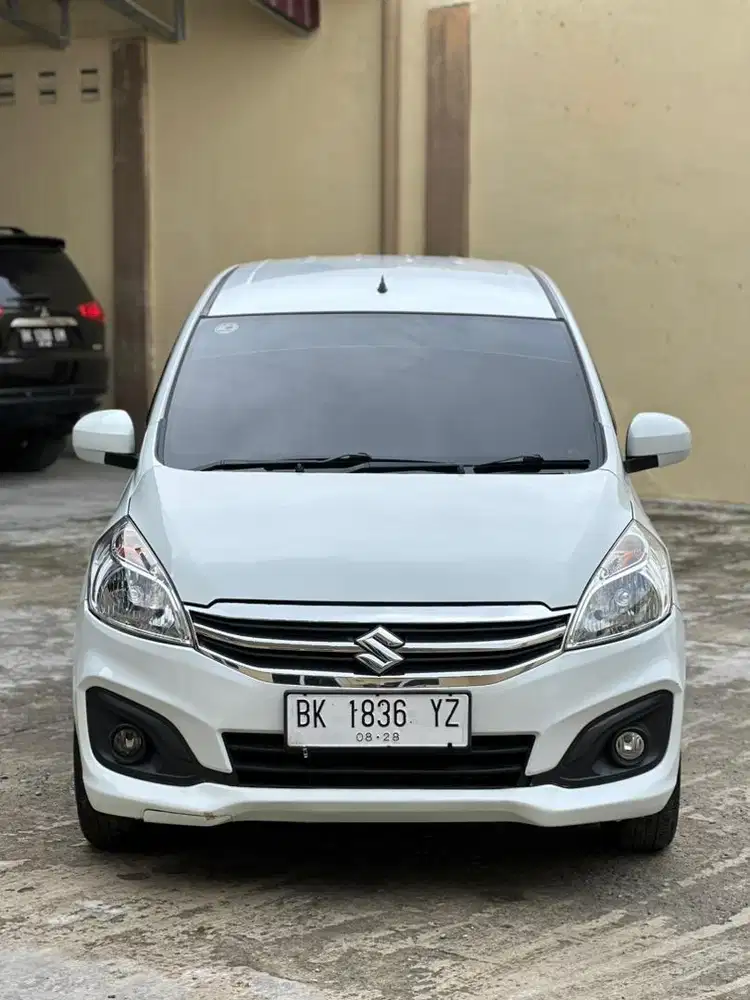 Suzuki ertiga GL manual 2018