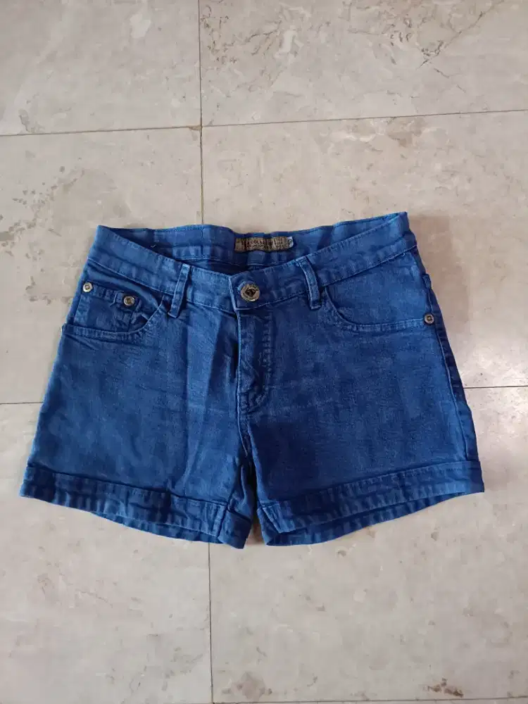 Celana Pendek Wanita Second