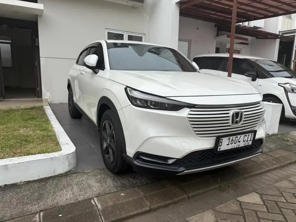DI JUAL HR-V E CVT 2023