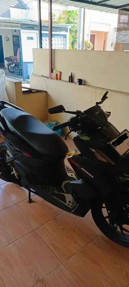 Vario 160 Black - Individu
