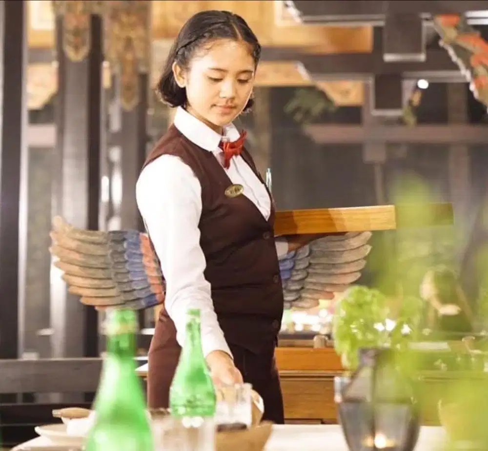 Dibutuhkan Crew Waitress
