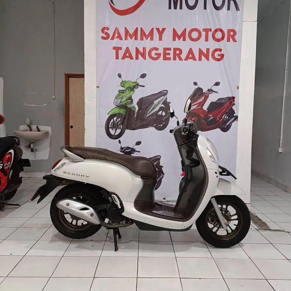 HONDA SCOOPY PRESTIGE TAHUN 2024 LIKE NEW