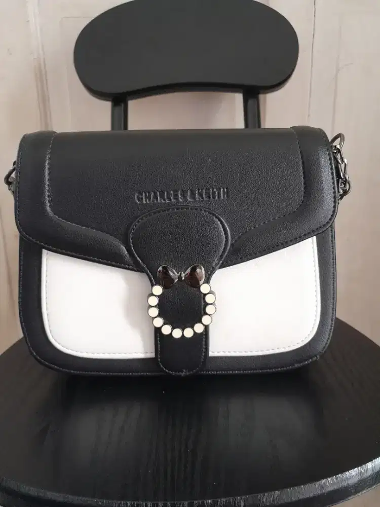 Tas Wanita Hitam Putih Elegan