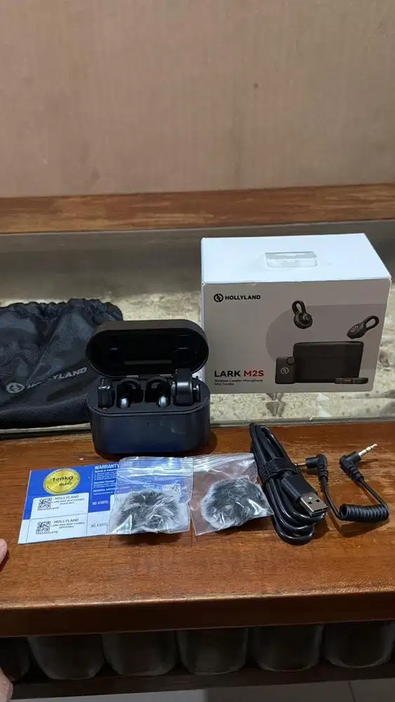 Hollyland Lark M2s Mic Wireless like new Fullset Mulus