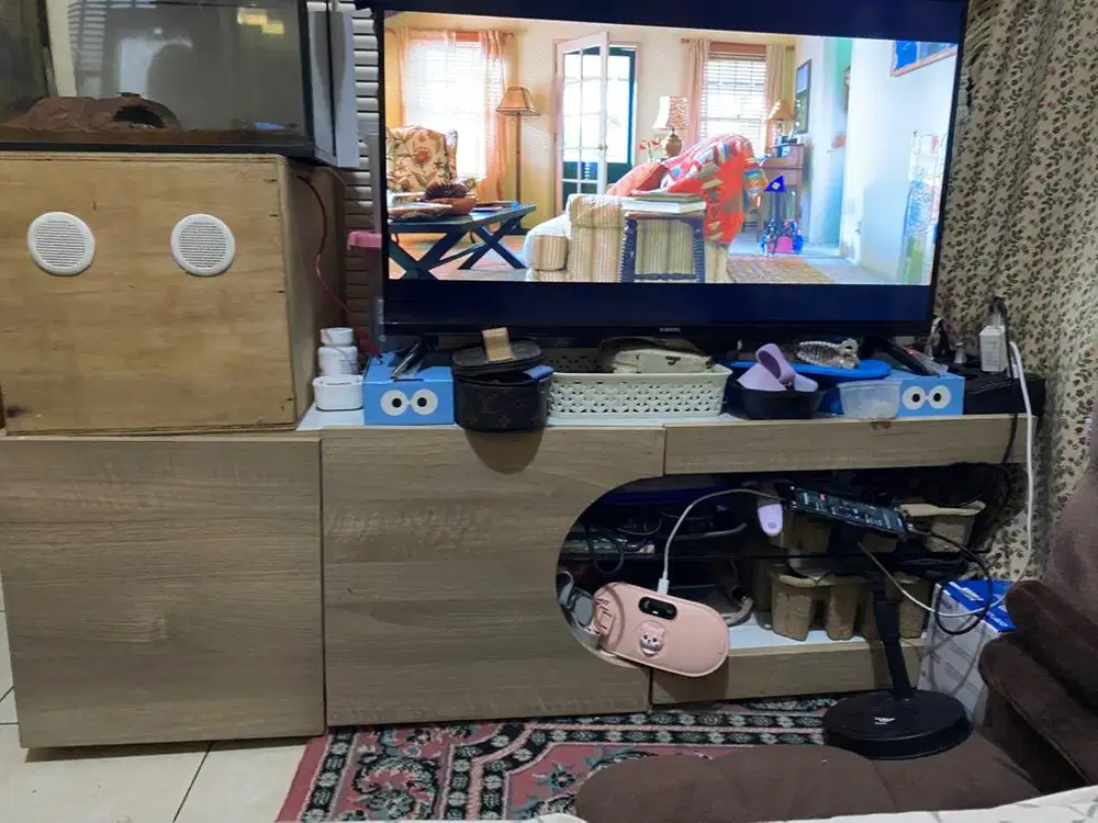 Dijual Cepat Rak Tv 2 Pintu
