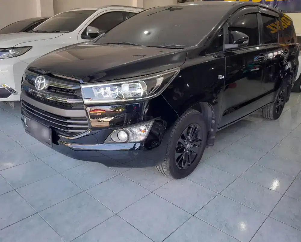 Toyota Innova Reborn G Bensin 2017 Hitam Automatic