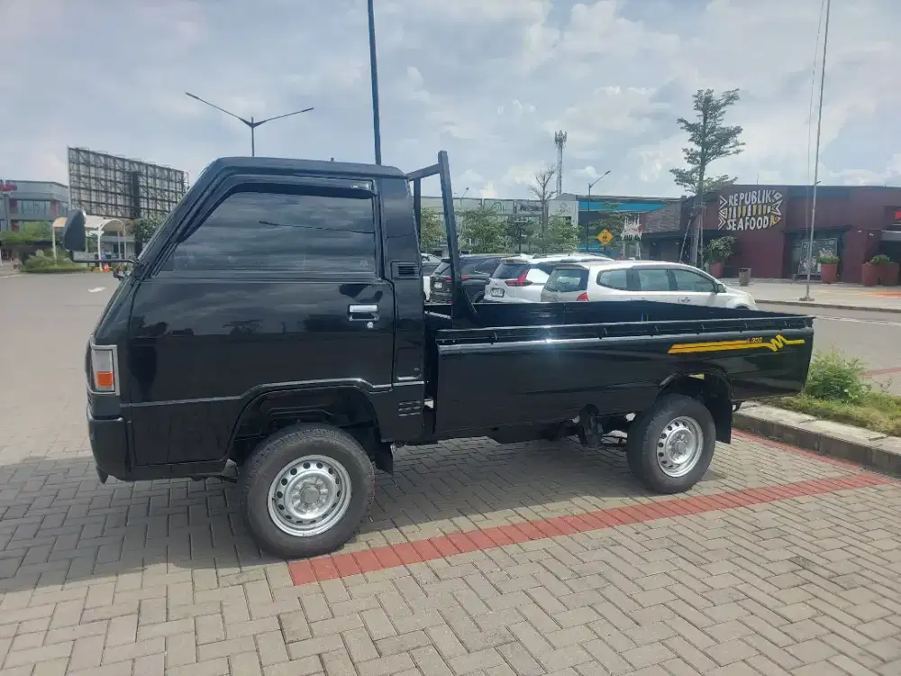 Mitsubishi L300 PickUp Euro4 2024 R/T/USB/BlueToothJVC/STNKKirHidupOrs