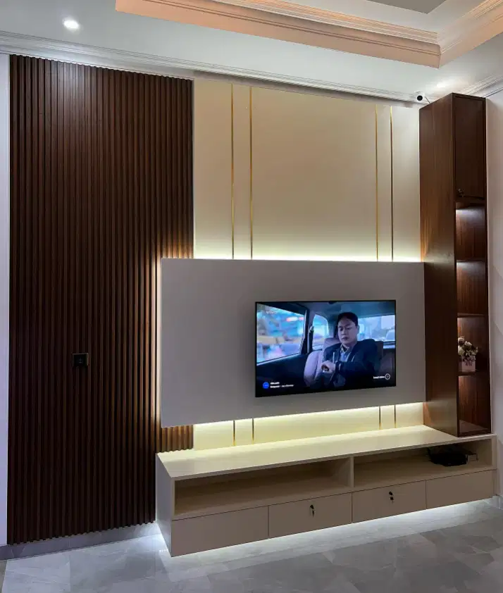 Backdrop TV Premium Custom