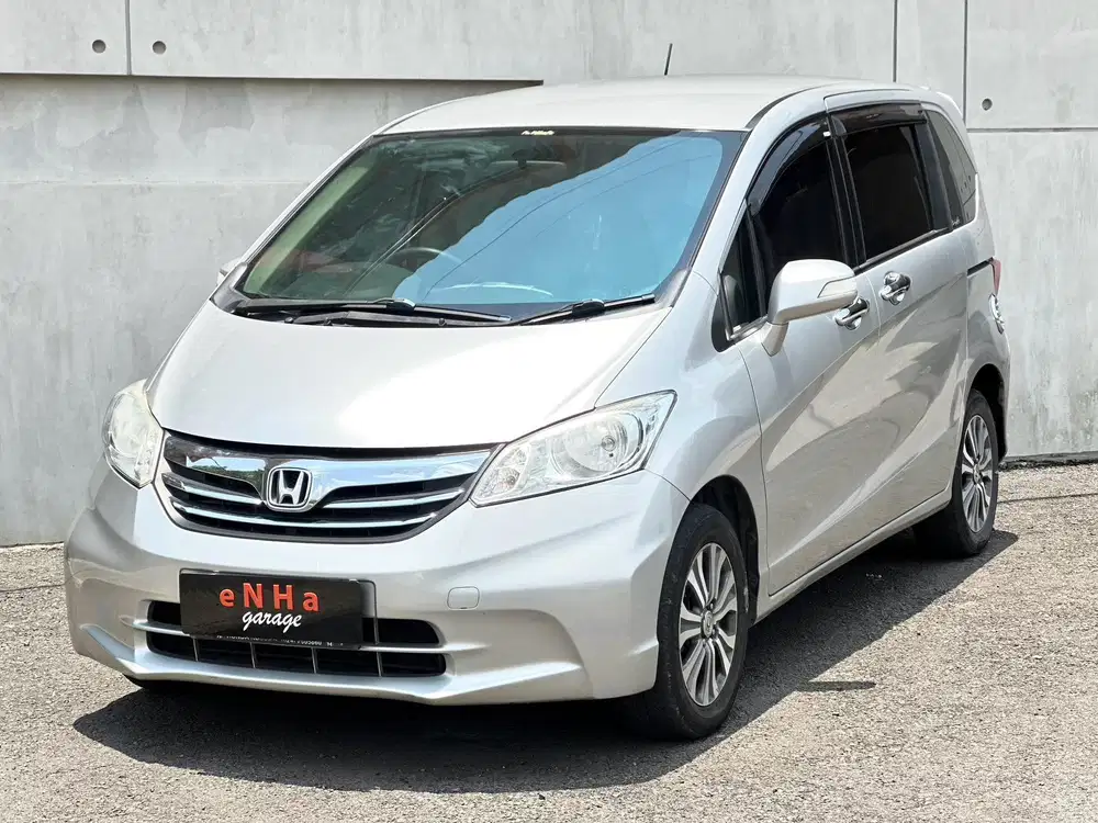 Plat H.. Honda Freed SD Kiri 1.5 AT 2014.. eNHa garage Semarang..