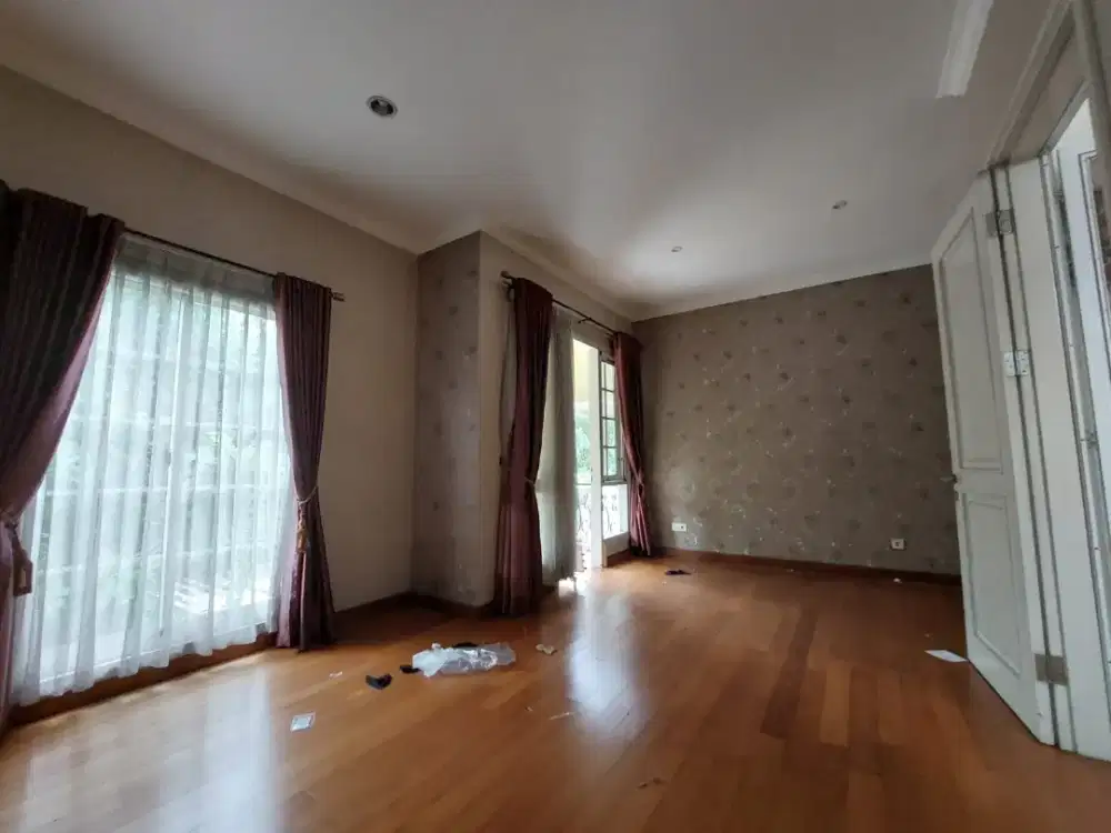 Dijual Rumah The Green BSD | Depan Area Hijau Aliran Sungai | SHM