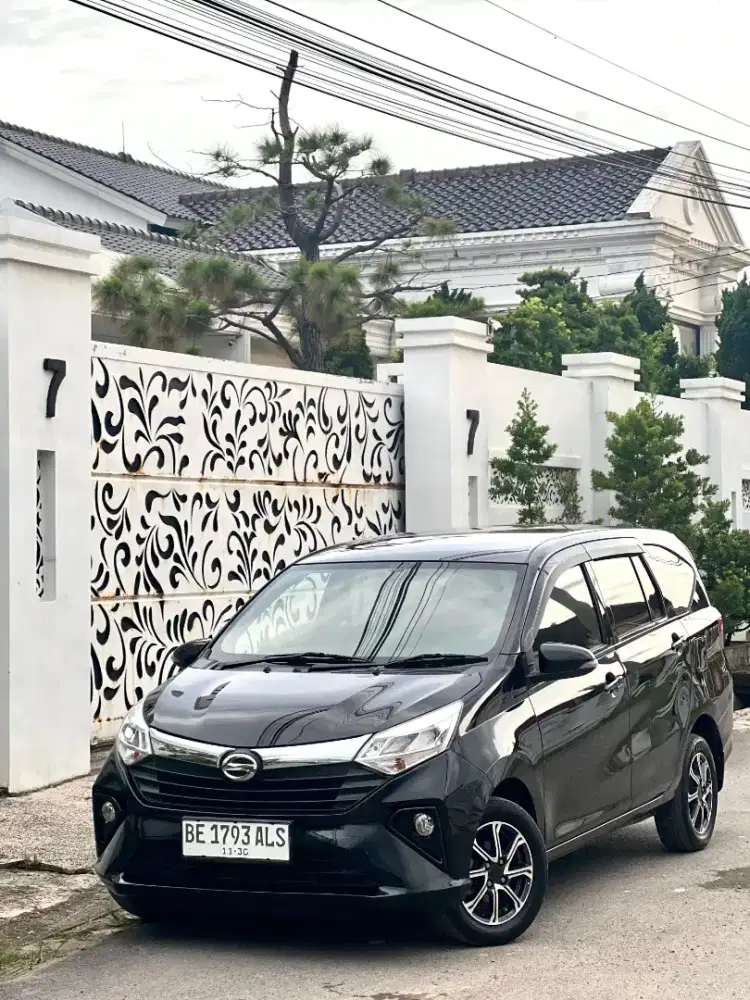 Sigra R Deluxe Matic 2019