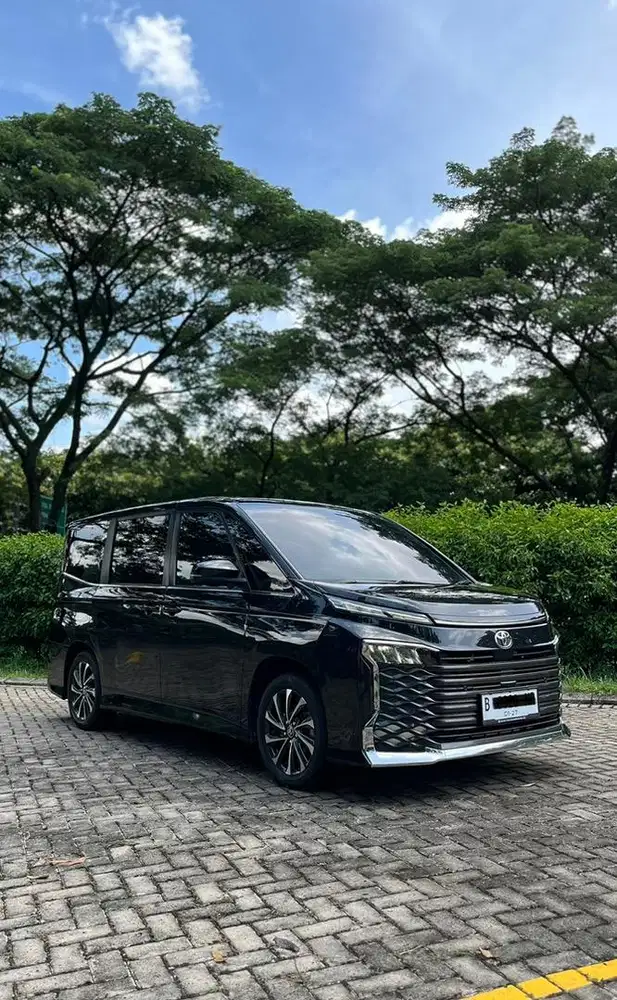 Toyota All New Voxy 2.0 AT 2022