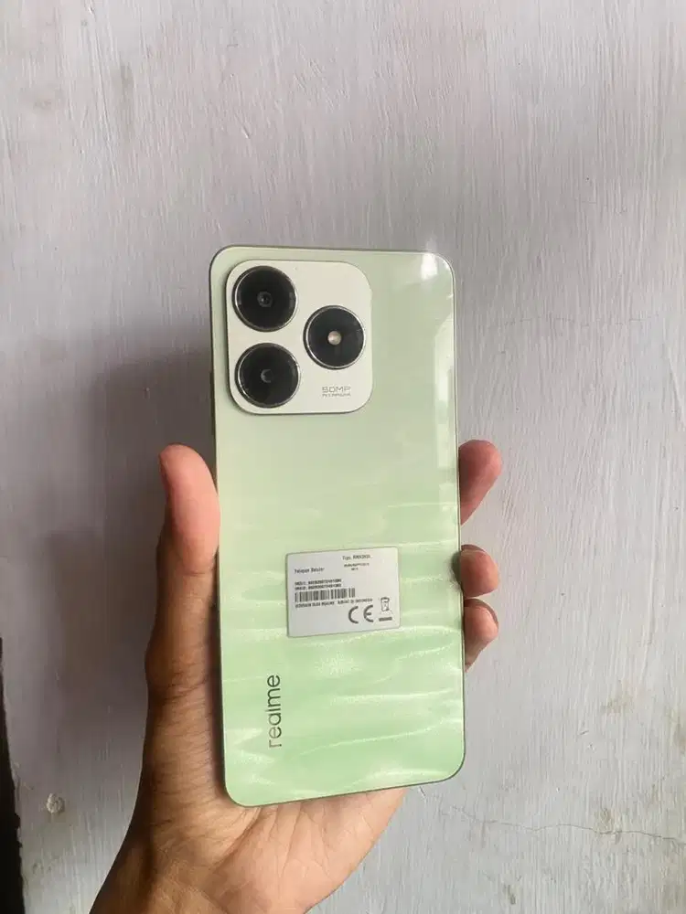 Realme c63 6/128 hp cas bisa tt