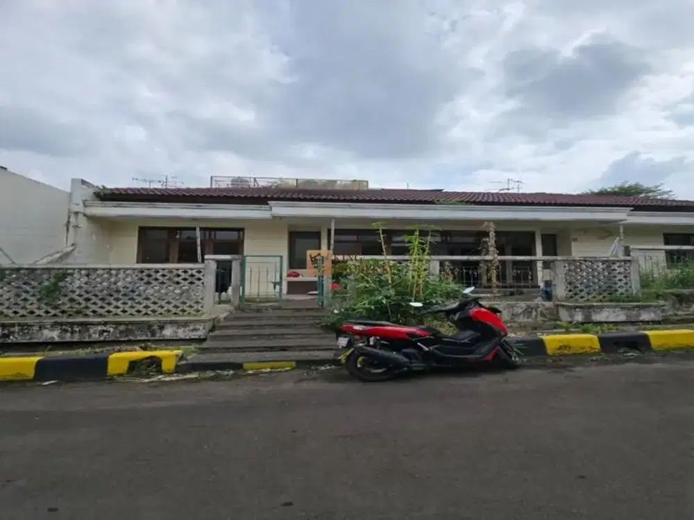 Dijual Rumah Hook SHM Intercon Kebon Jeruk 1,5 Lantai – Dekat Puri Indah Mall & RS Siloam