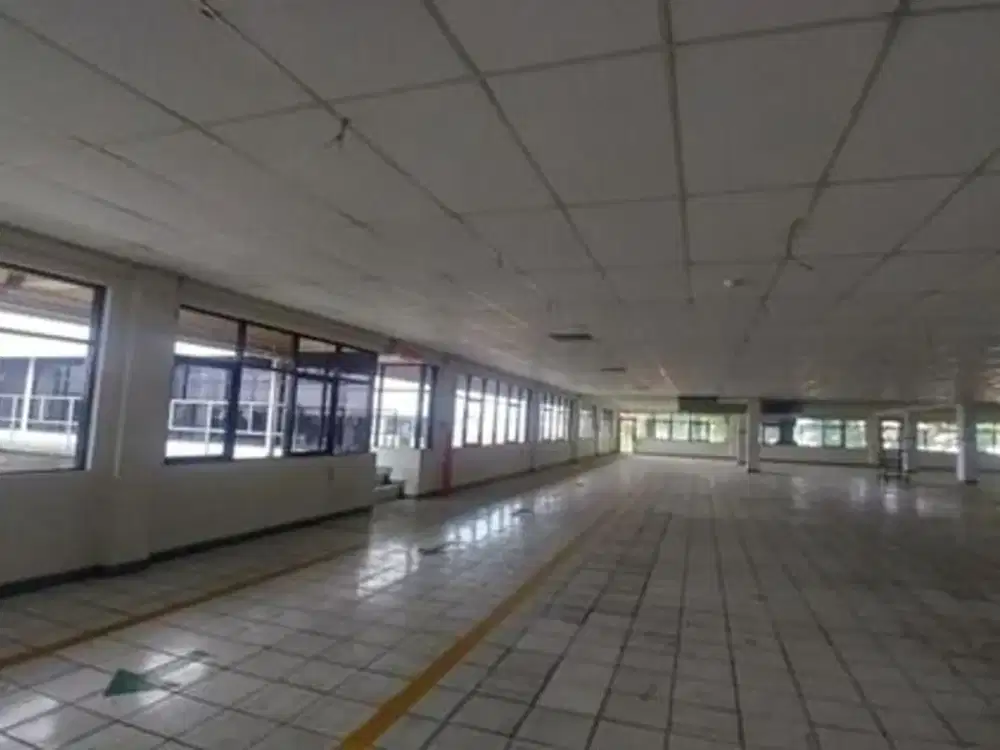 Gudang Gunung Putri LT 4.5 Ha, LB 4.4 Ha, Hny 1 Km dr Exit Toll, Murah