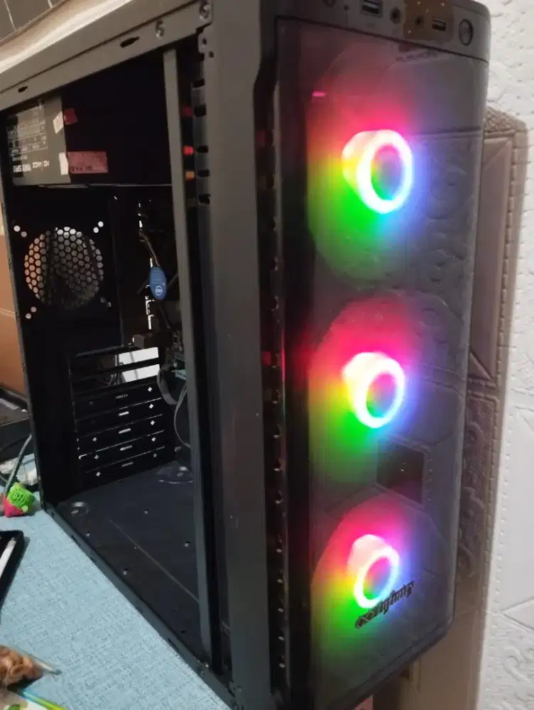 i3 10105F + GTX 1050