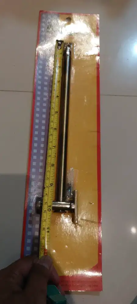 Ramskar atau Penyangga jendela merk SOLID