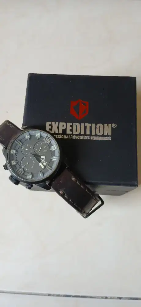 Jam Expedition, Original, Berfungsi Normal, Mulus, Ada Box nya