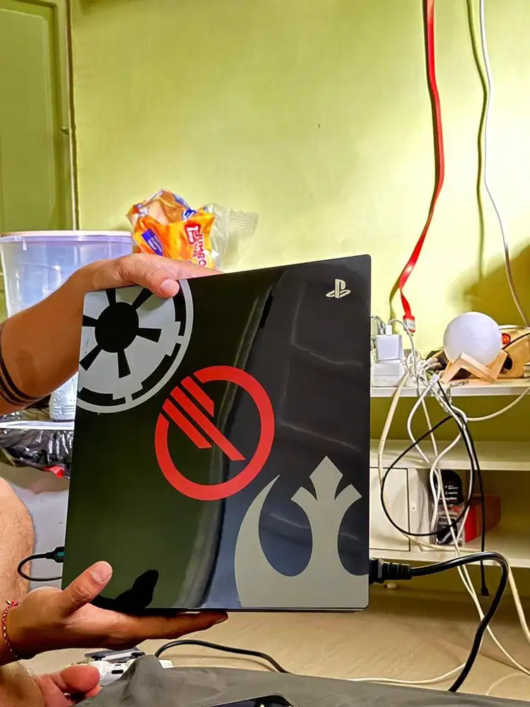 PS 4 PRO 1 TB Offline Star Wars Edition
