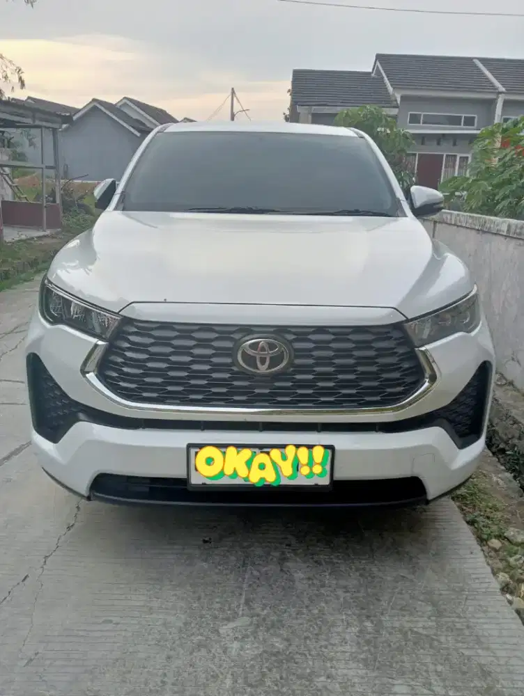 TOYOTA ZENIX 2.0 G HYBRID CVT 2024