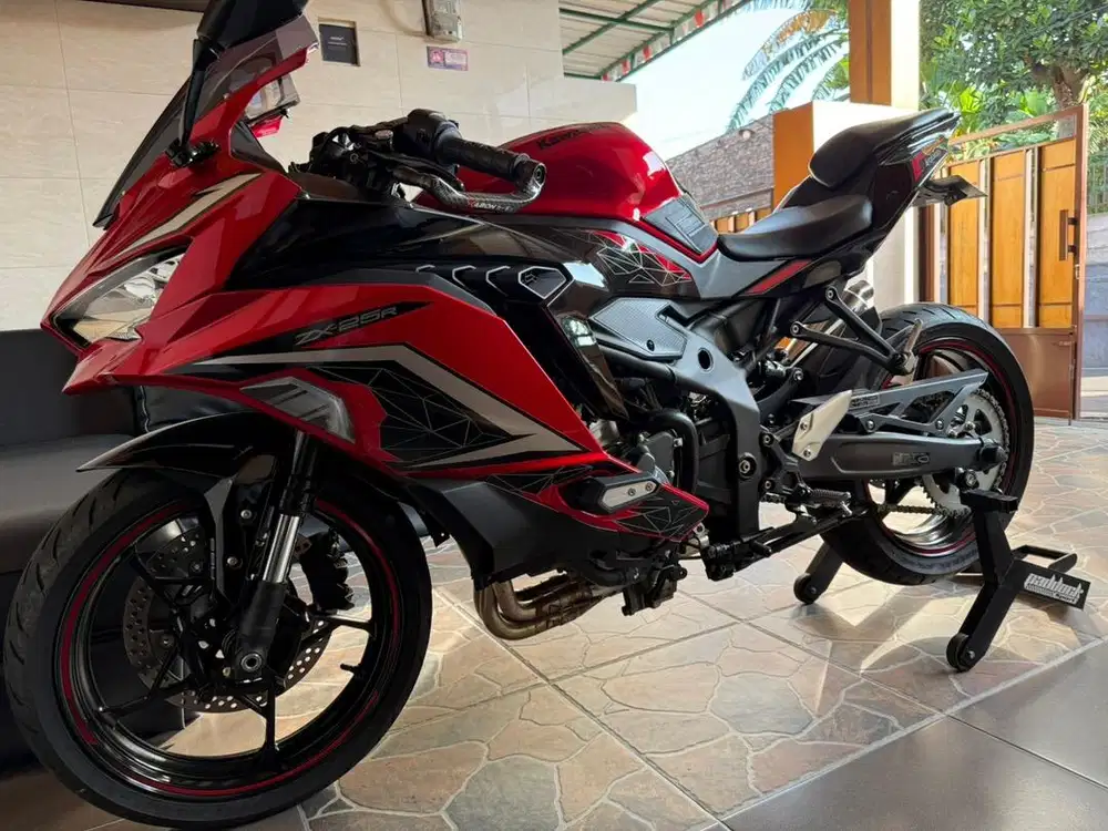 DIJUAL ZX25R ABS SE 2023 Low KM