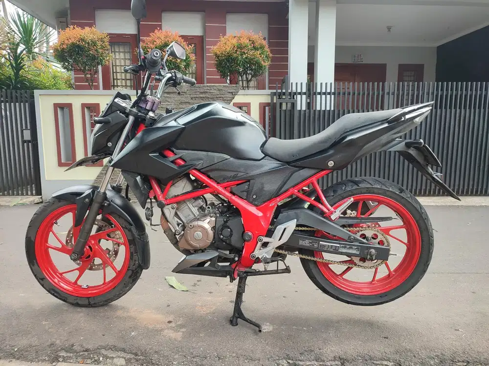 HONDA CB 150R 2016 MURMER