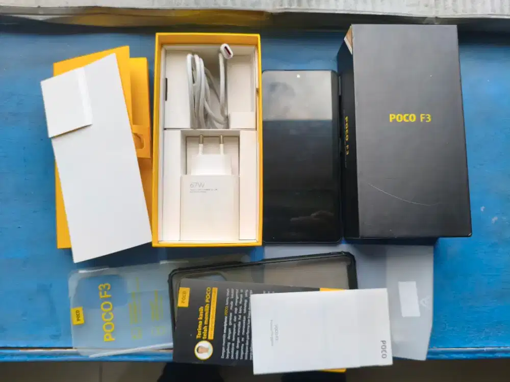 Poco F3 Hitam 8/256GB Fullset Mulus Ram 8gb internal 256GB Xiaomi