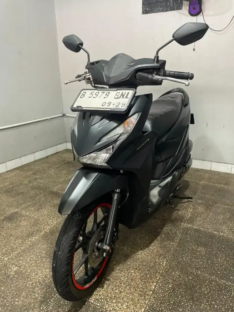 HONDA NEW BEAT DLX SMARTKEY 2024