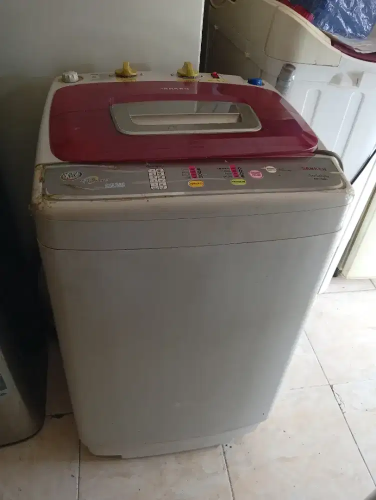 Mesin cuci bekas 1 tabung dah manual kap 8 kg Mer Sanken