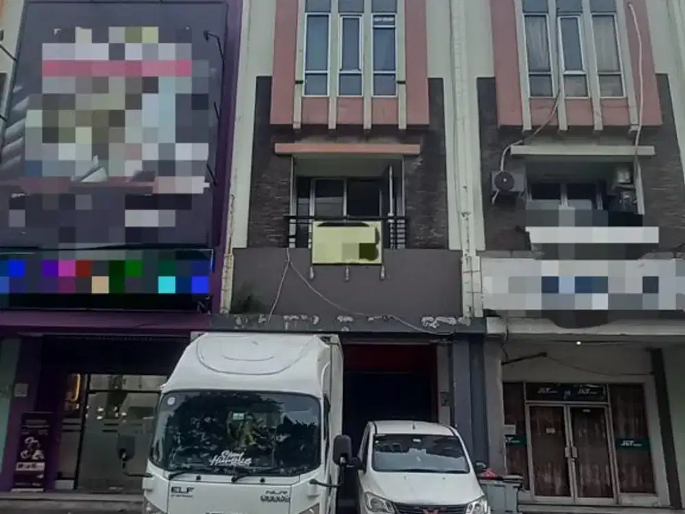 Di Jual Ruko Fluorite, Posisi strategis hadap jalan Boulevard Gading Serpong