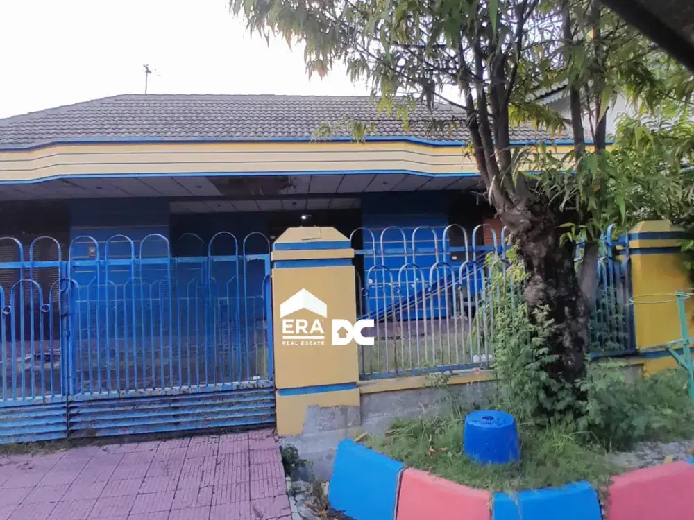 DIJUAL Rumah 4 Kamar Dekat Pusat Kota di Banowati Semarang Utara