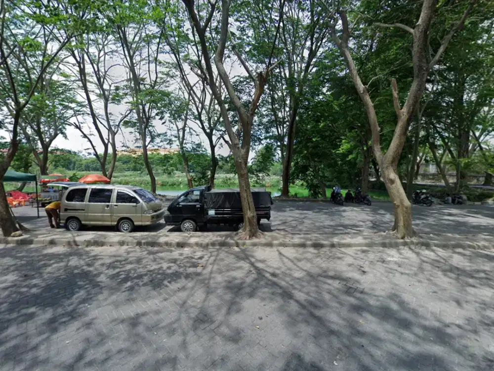 Kavling Jumbo di Komplek Cemara Asri ( Samping Southern Lake )