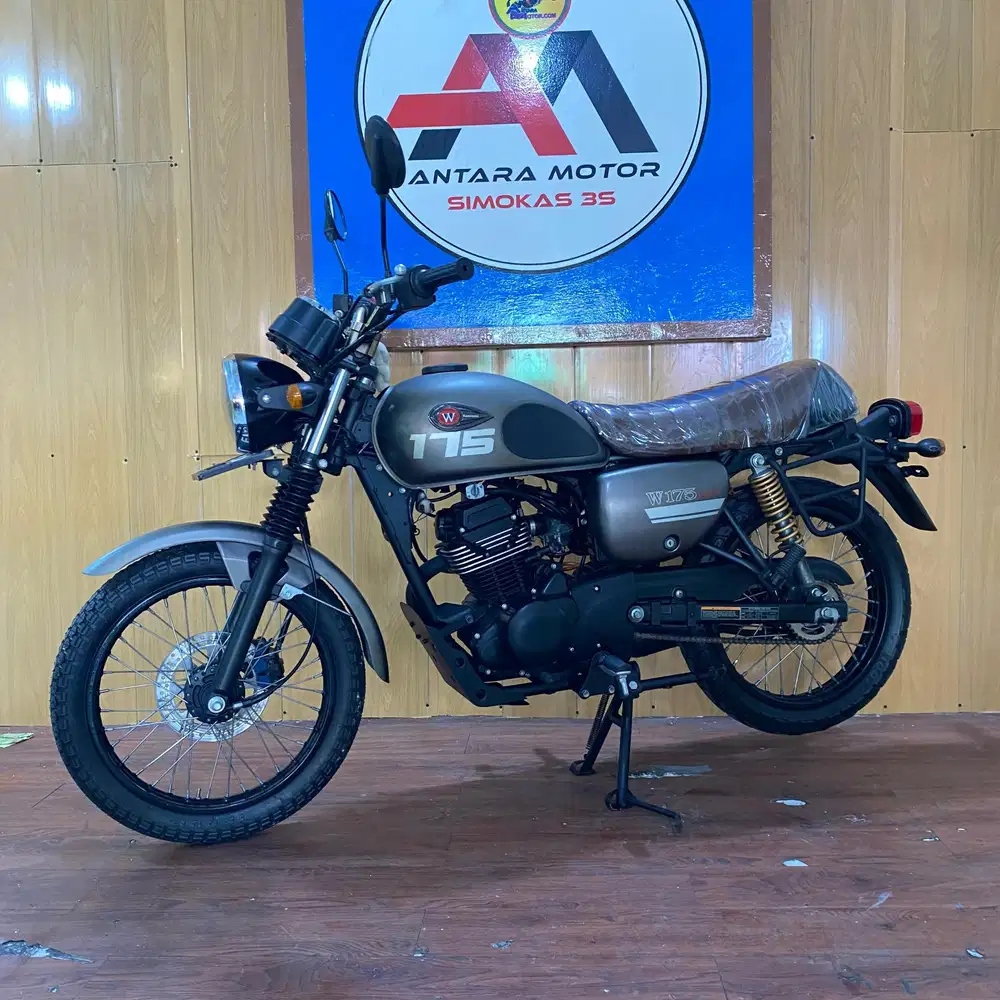 [GARANSI 1TH] KAWASAKI W 175 CAFE 2019